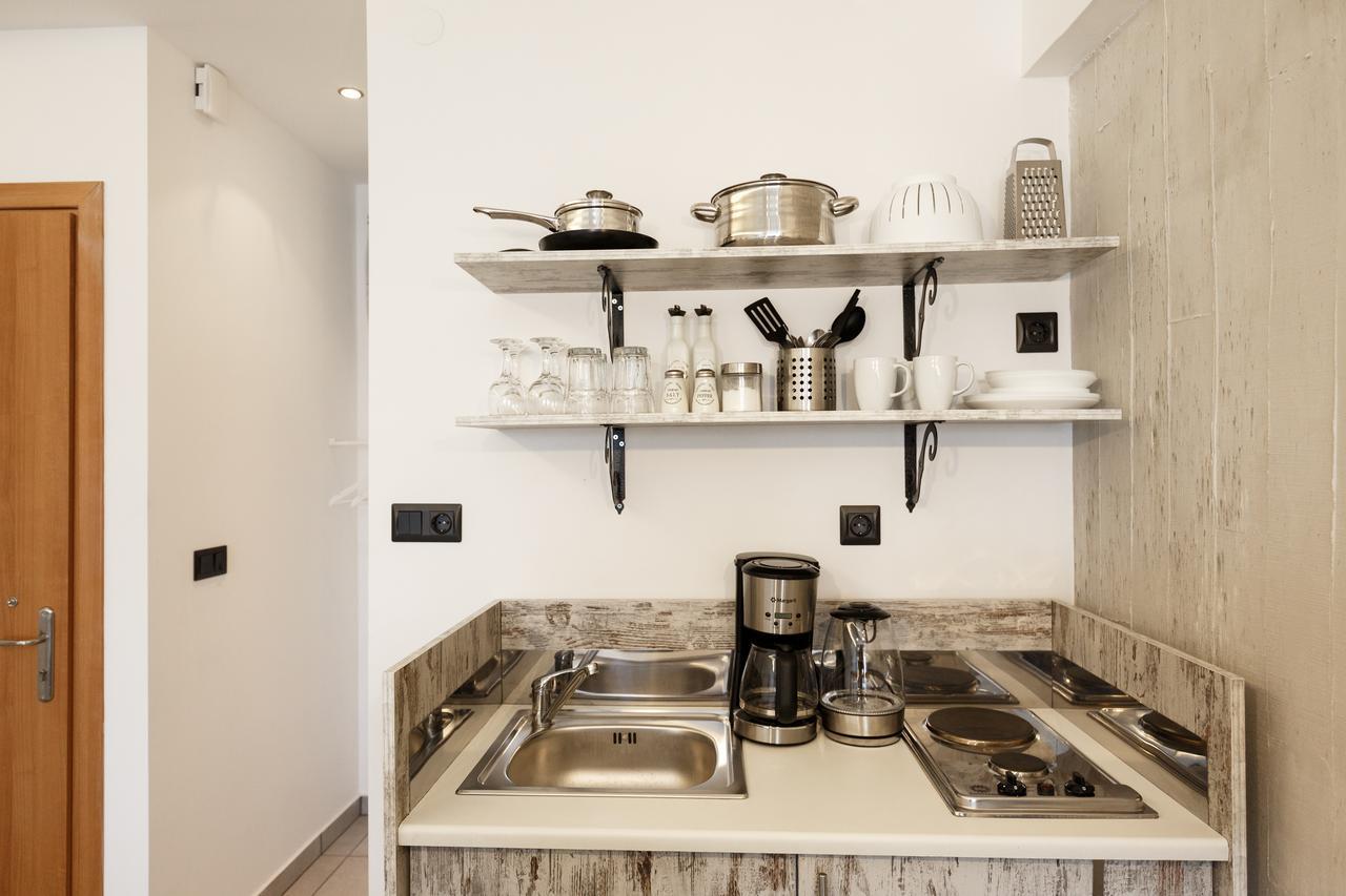 Evel'S Home Suites Thessaloniki Exterior foto